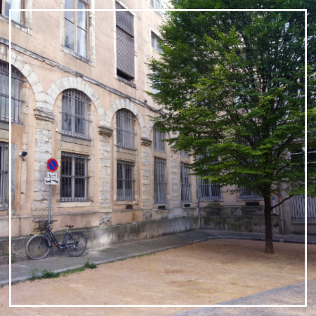 croix rousse lyon cours des moirages