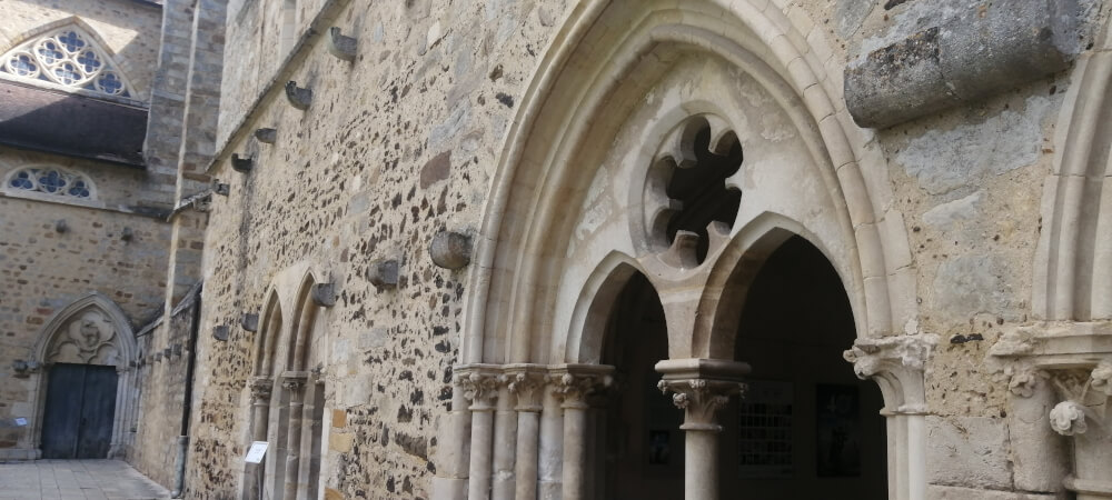 Abbaye Epau Le Mans Sarthe cloitre